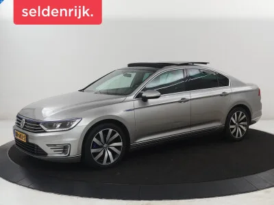 Volkswagen Passat (2015) — foto 1