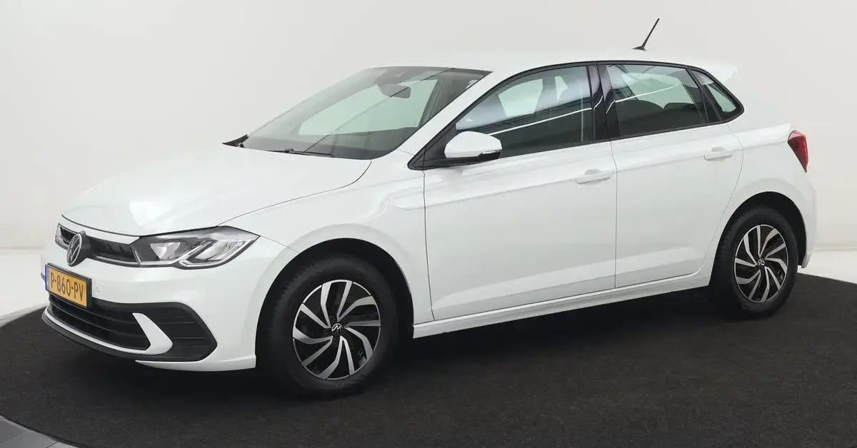 Volkswagen Polo (2022) — foto 1