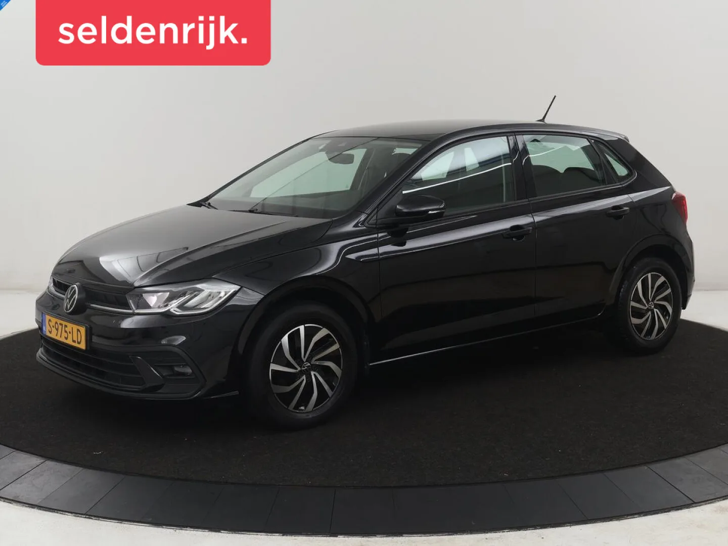 Volkswagen Polo (2022) — foto 1