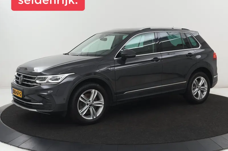 Volkswagen Tiguan (2022)