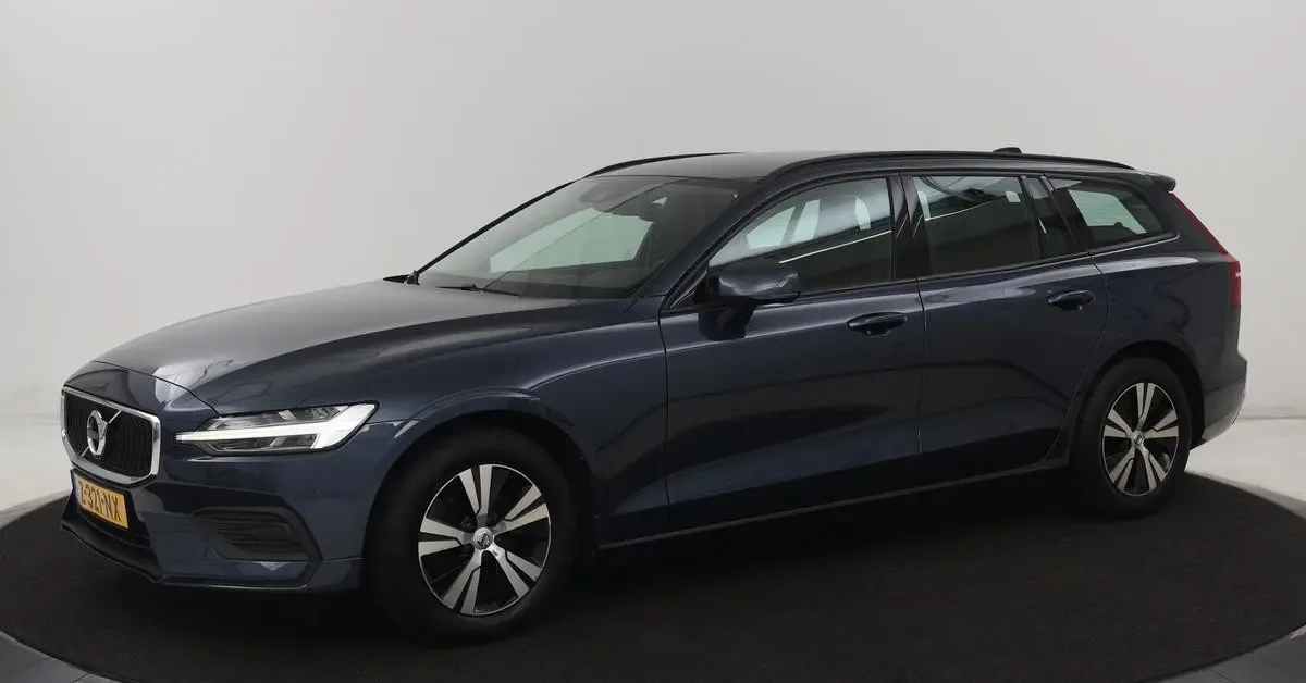 Volvo V60 (2019) — foto 1