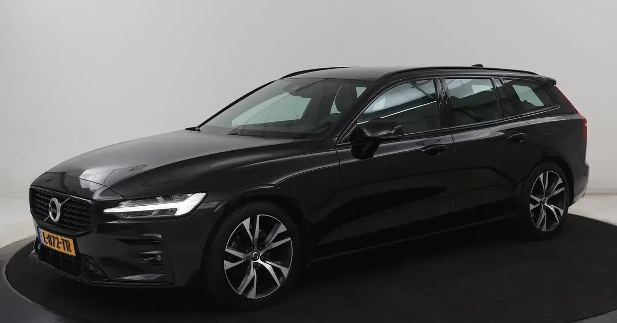Volvo V60 (2020) — foto 1