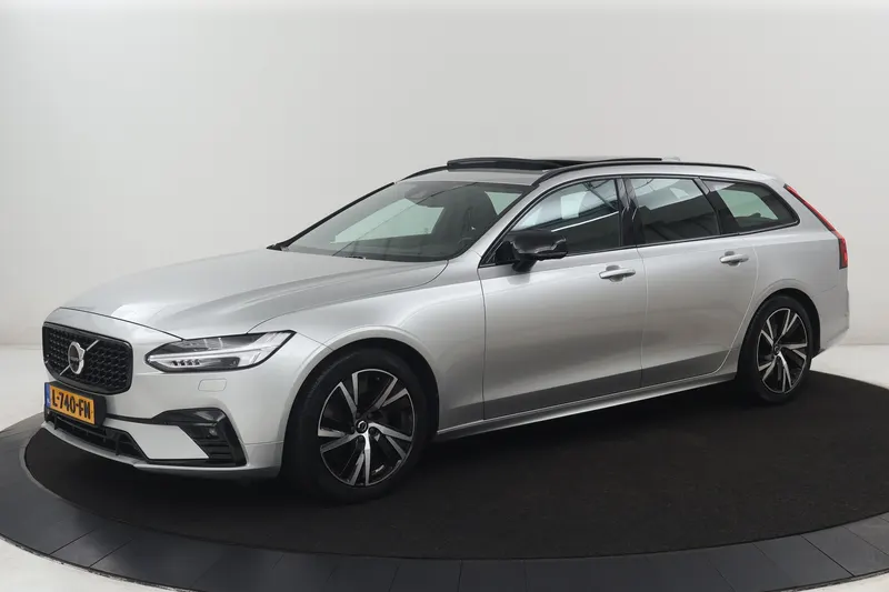 Volvo V90 (2021)