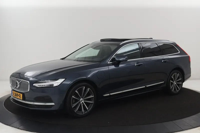Volvo V90 (2021)