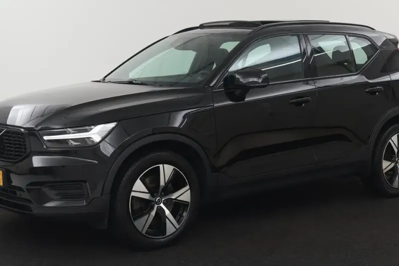 Volvo XC40 (2022)