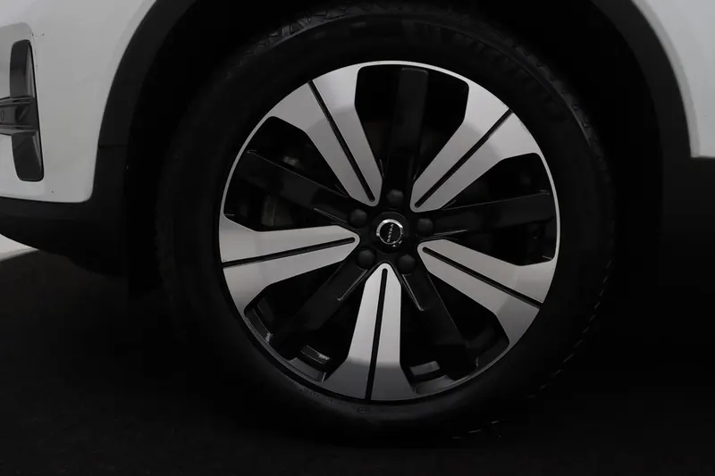 Volvo XC40 (2022)