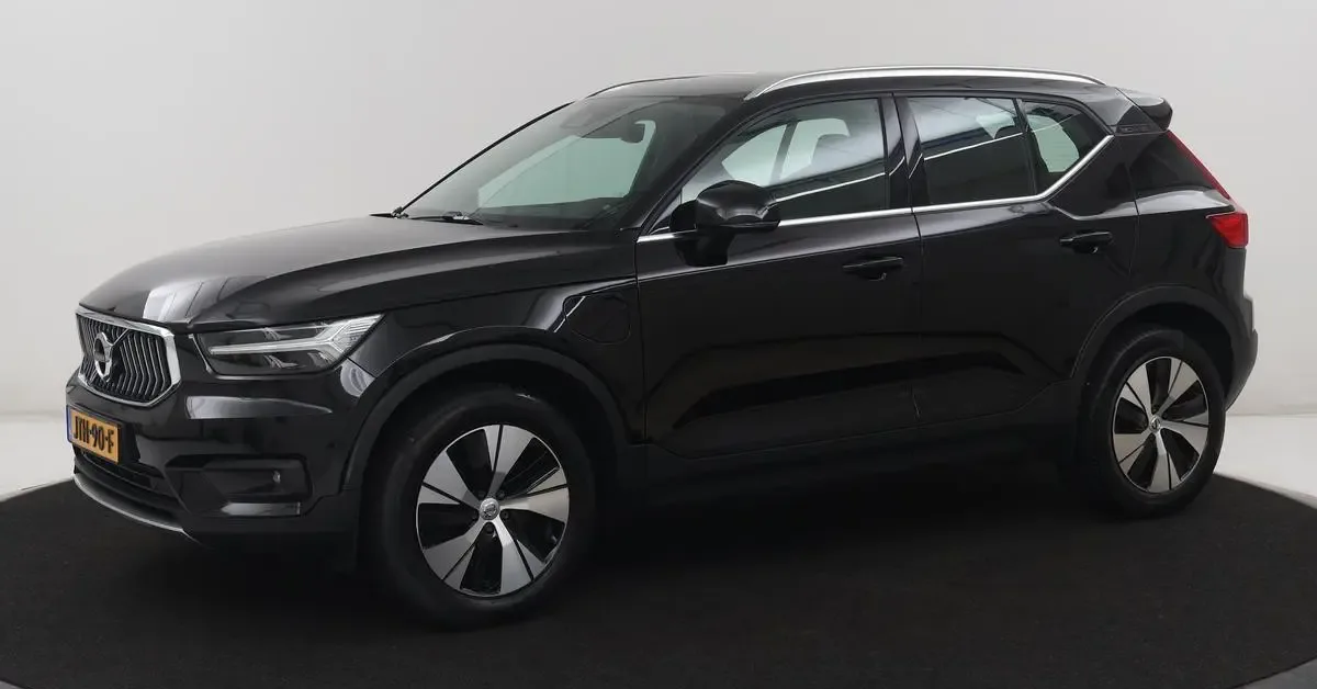 Volvo XC40 (2021) — foto 1
