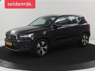 Volvo XC40 (2021) — foto 1
