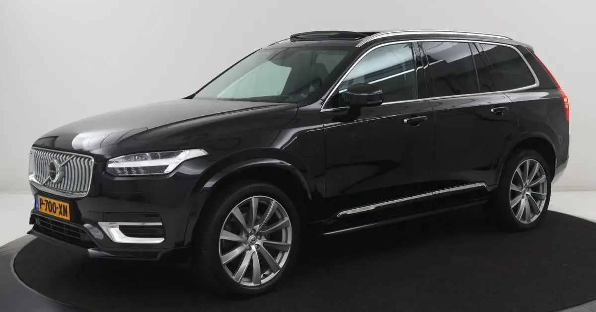 Volvo XC90 (2022) — foto 1