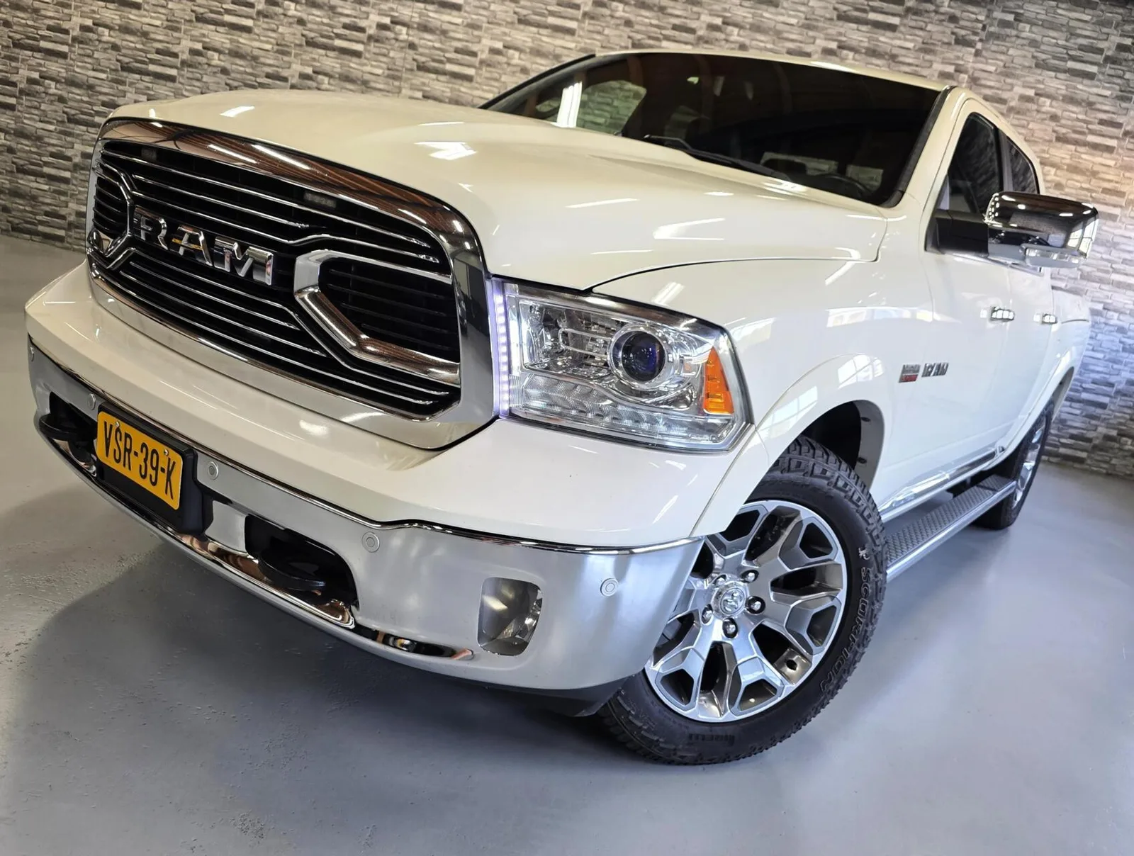 Dodge RAM (2017) — foto 1