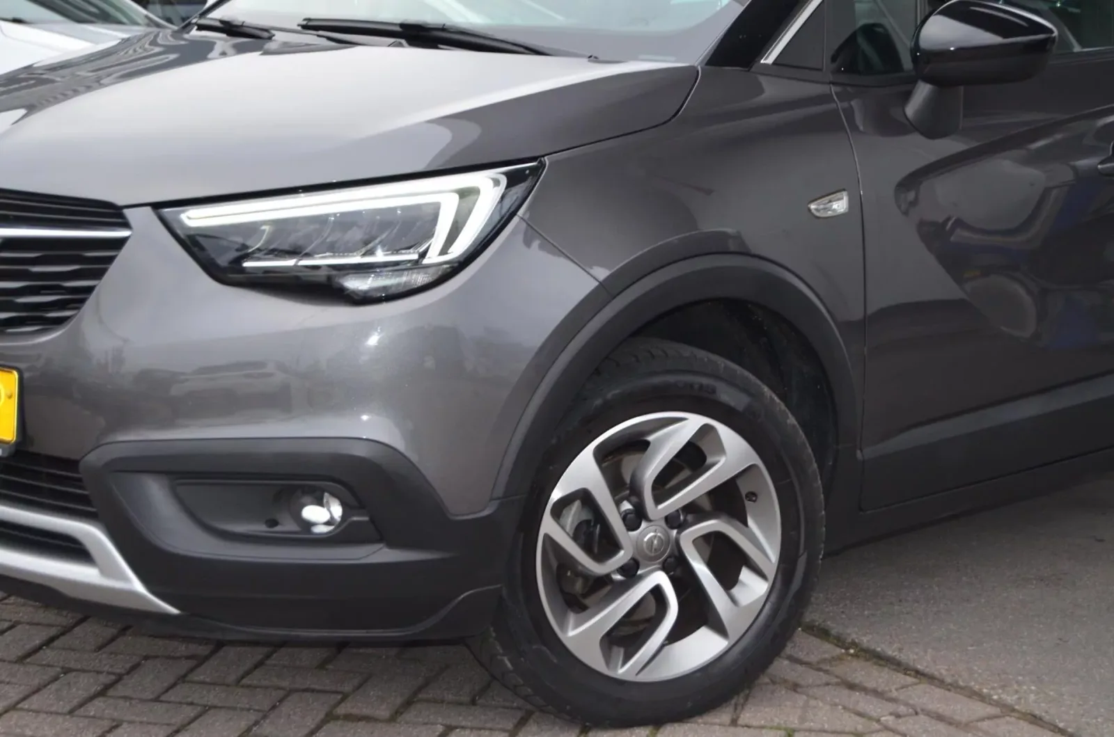 Opel Crossland (2017) — foto 1