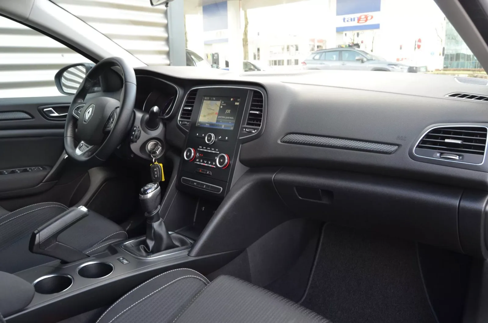 Renault Mégane (2018) — foto 1