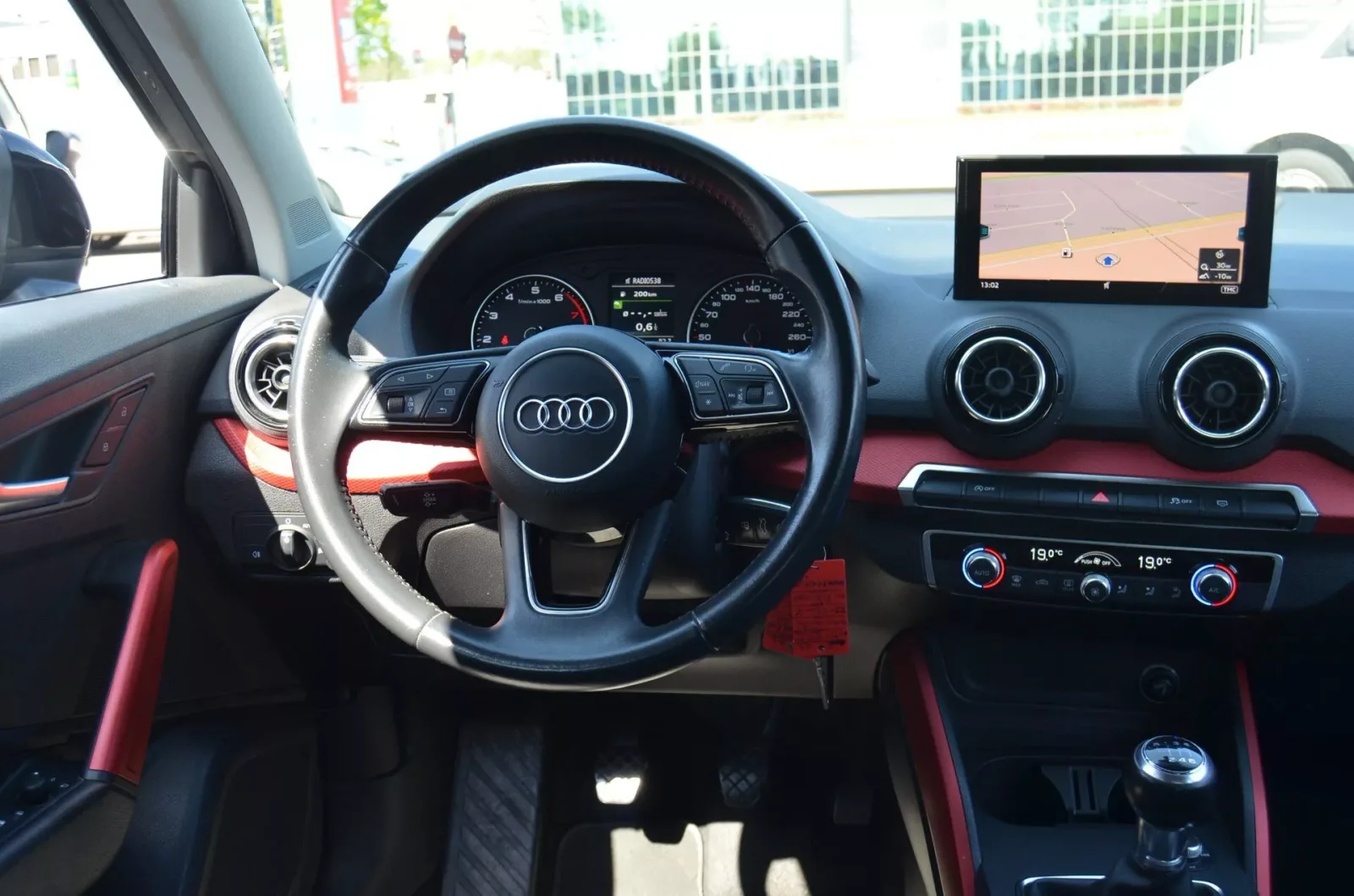 Audi Q2 (2018) — foto 1