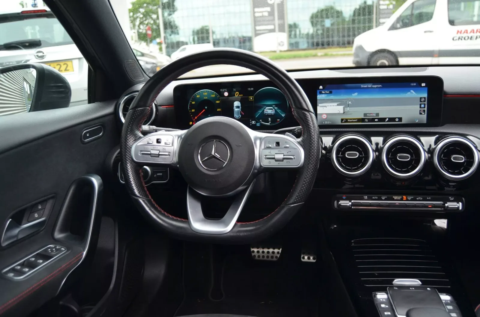 Mercedes-Benz A-Klasse (2021) — foto 1