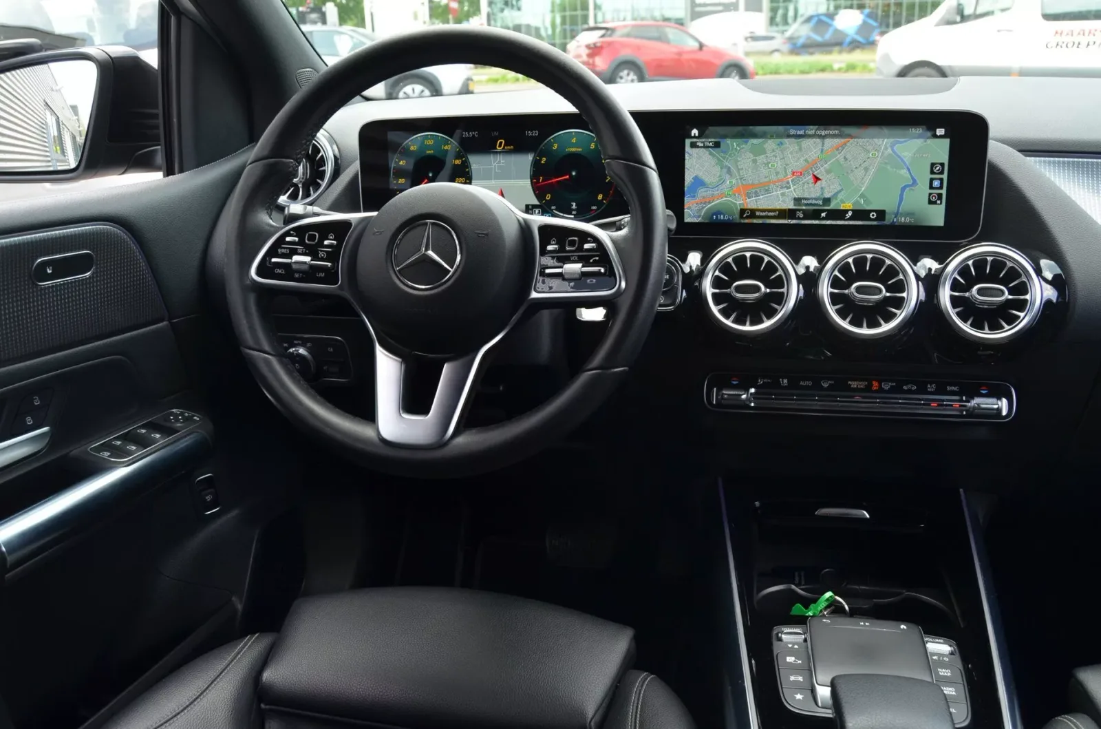 Mercedes-Benz B-Klasse (2020) — foto 1