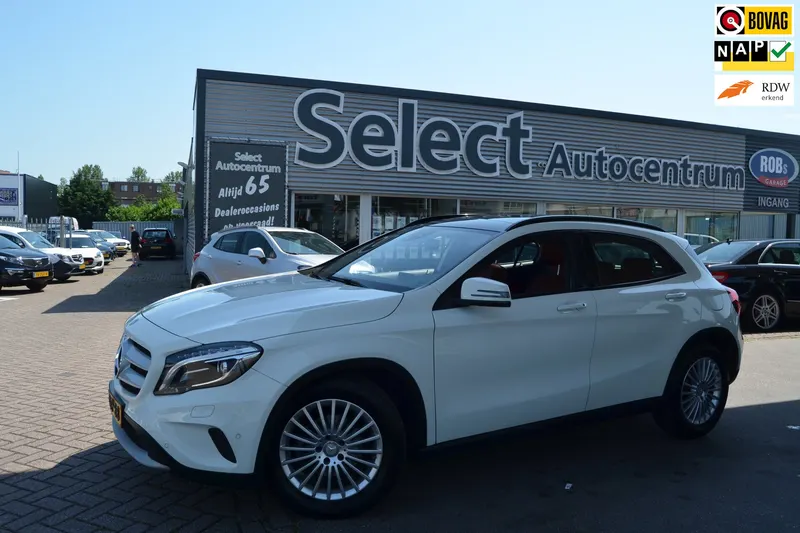 Mercedes-Benz GLA (2014)
