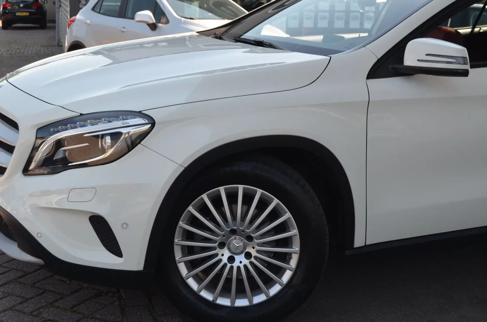 Mercedes-Benz GLA-Klasse (2014) — foto 1