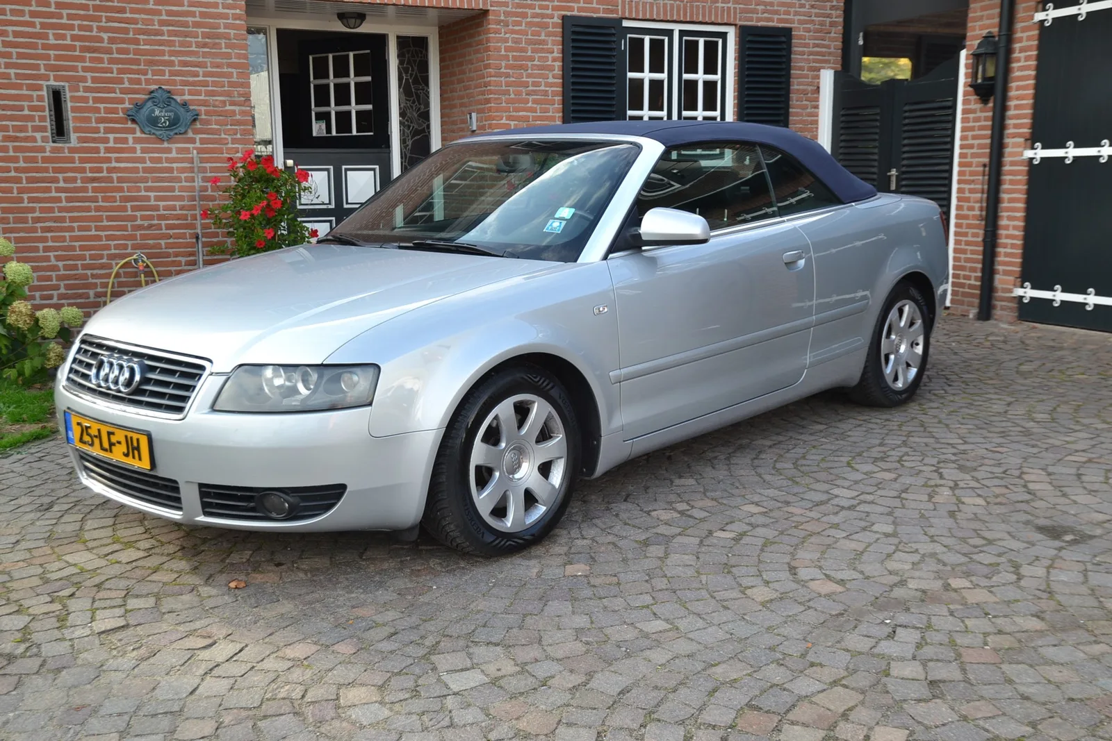 Audi A4 (2002) — foto 1