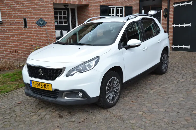 Peugeot 2008 (2017)