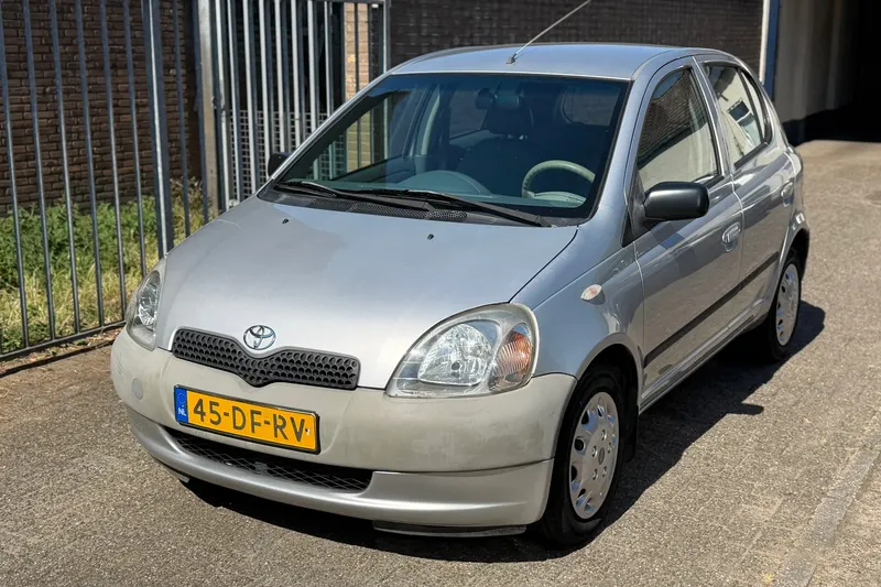 Toyota Yaris (1999)