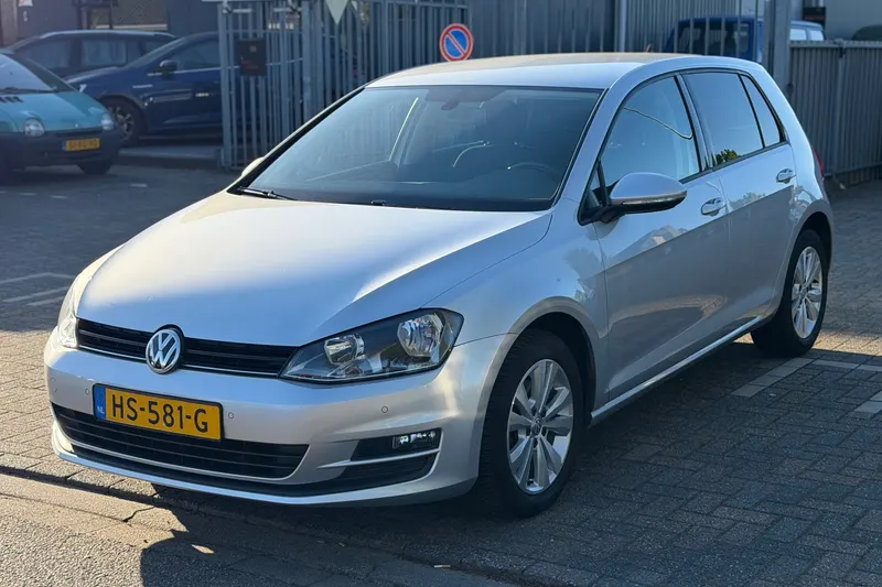 Volkswagen Golf (2016)