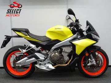 APRILIA TUONO (2016) — foto 1