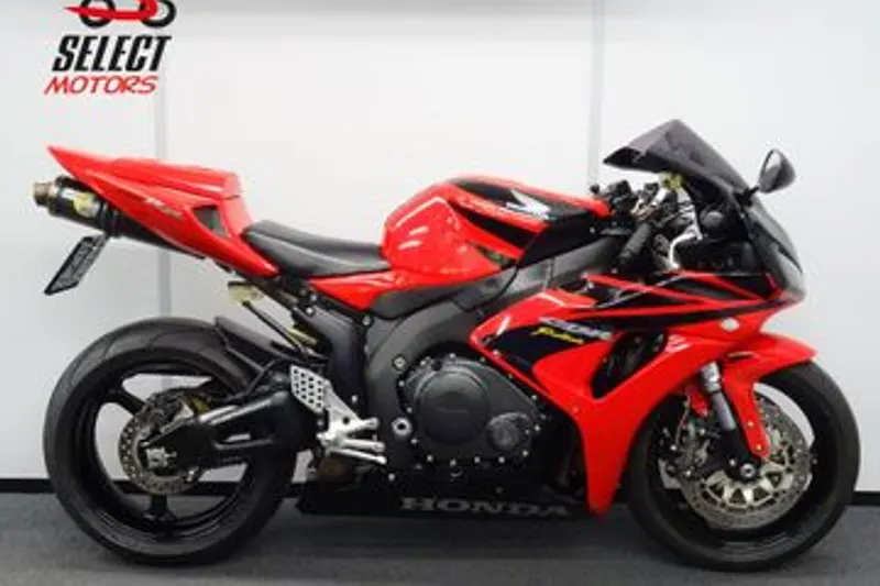 Honda CBR1000RR (2006)