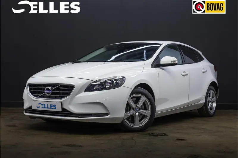 Volvo V40 (2015)
