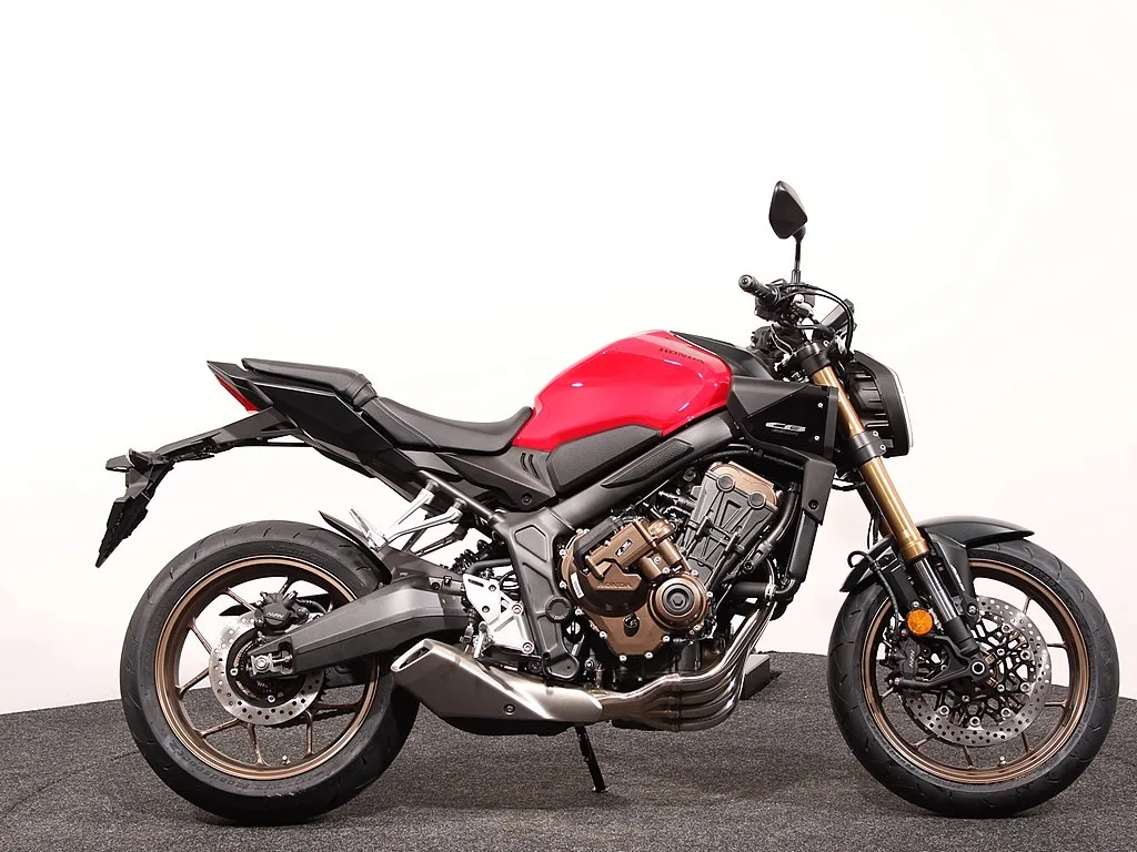 Honda CB 650 RC (2026) — foto 1