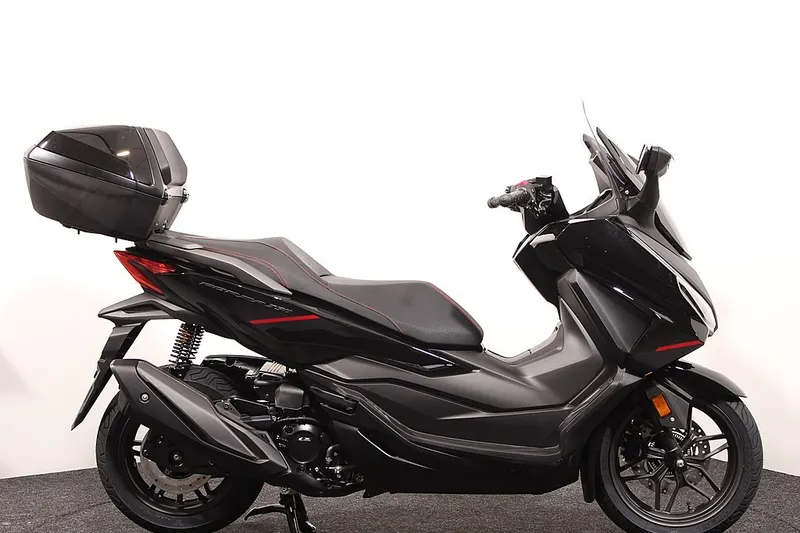 Honda Forza 350 (2026)
