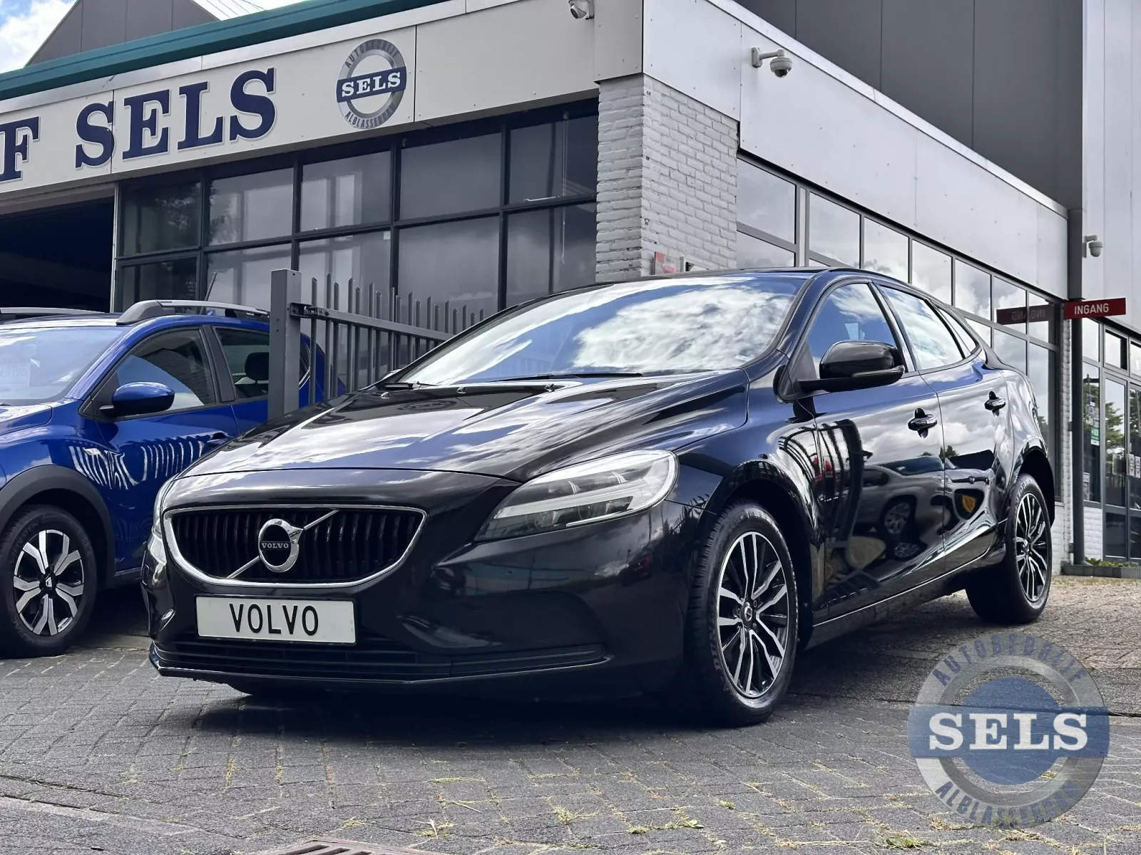 Volvo V40 (2019) — foto 1