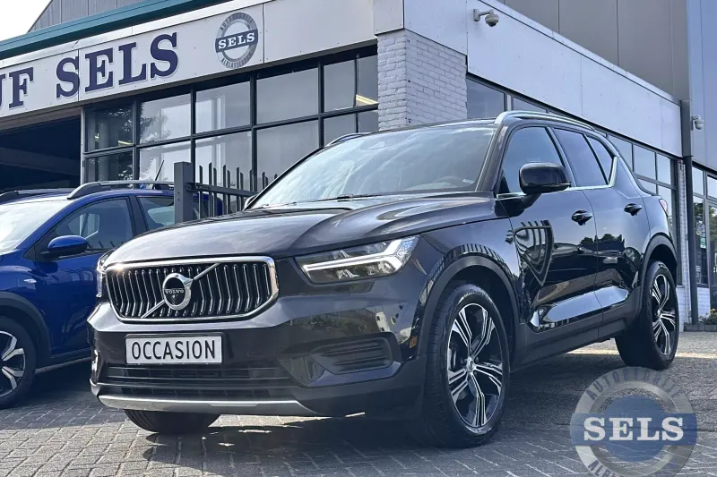 Volvo XC40 (2022)