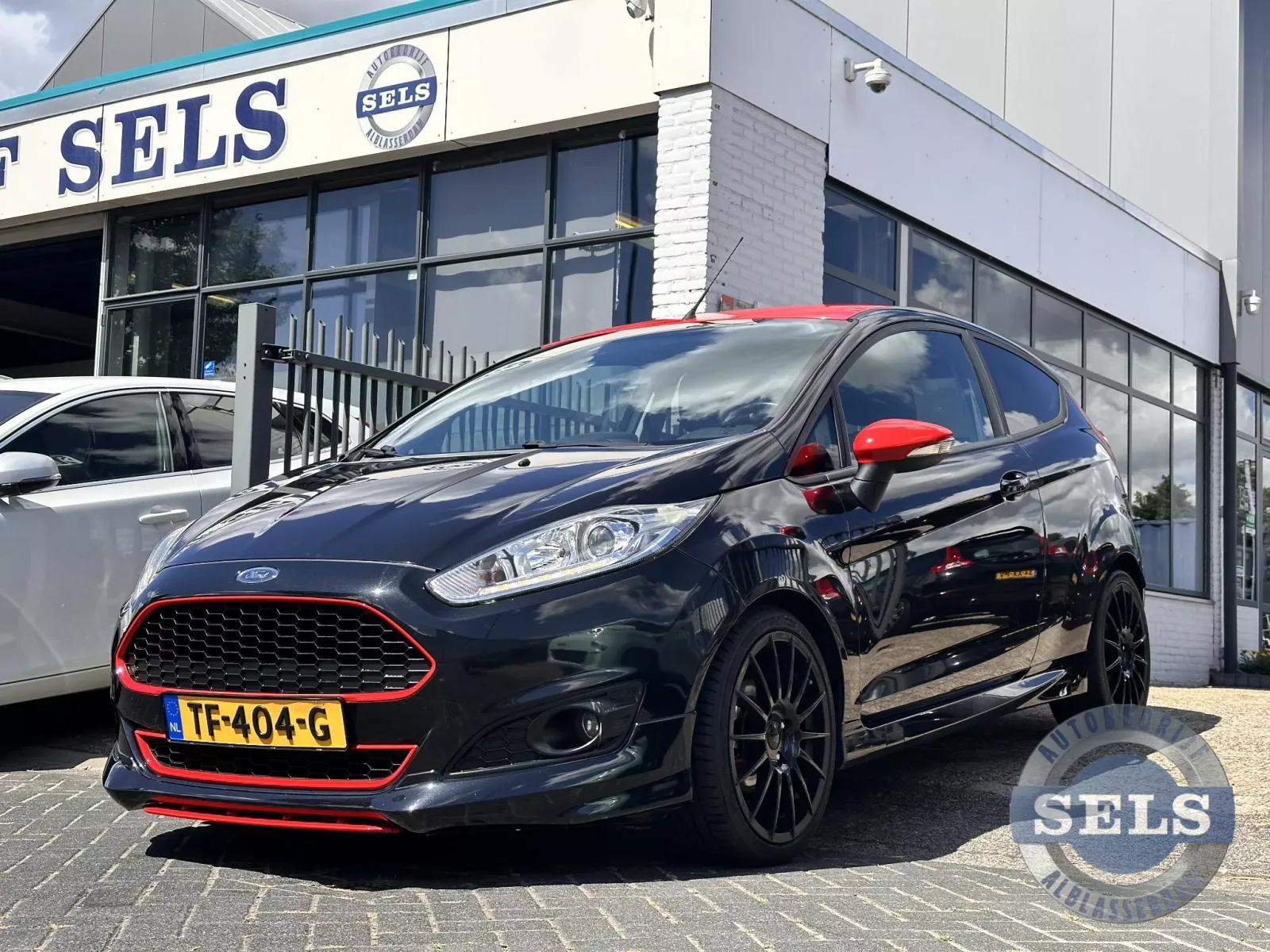 Ford Fiesta (2015) — foto 1