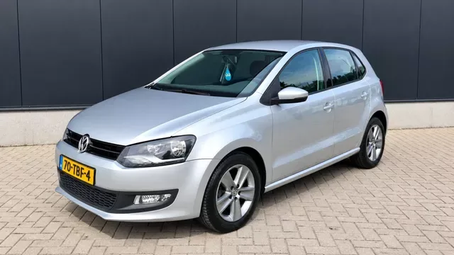 Volkswagen Polo (2012) — foto 1