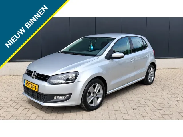 Volkswagen Polo (2012) — foto 1