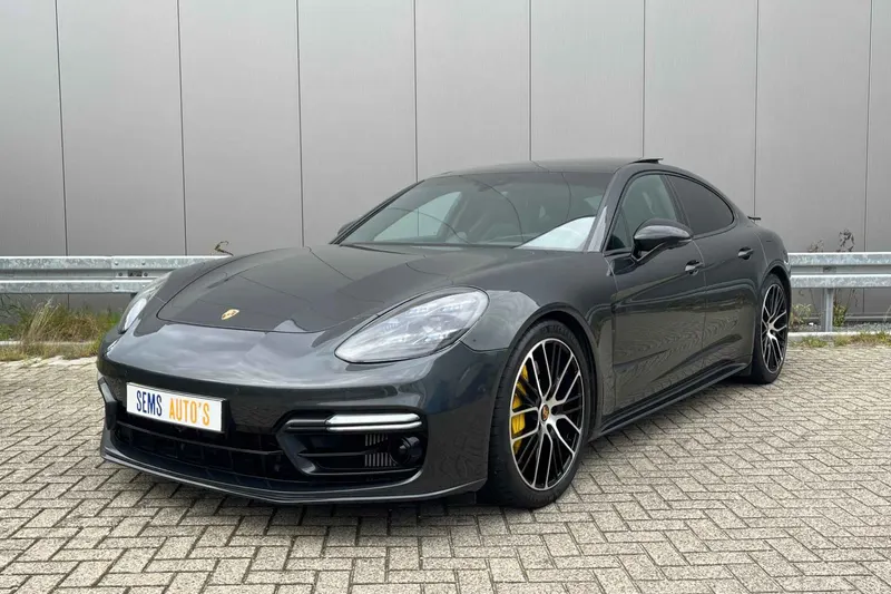 Porsche Panamera (2020)