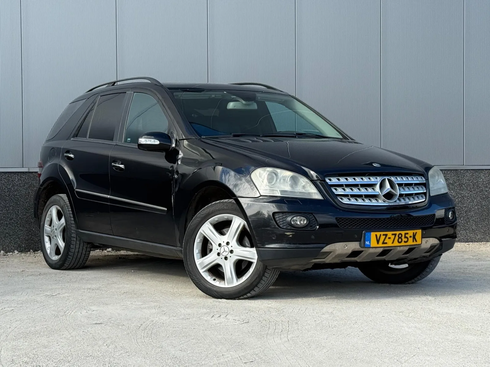 Mercedes-Benz M-Klasse (2006) — foto 1