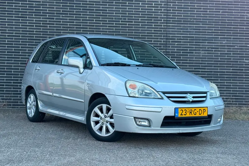 Suzuki Liana (2005)