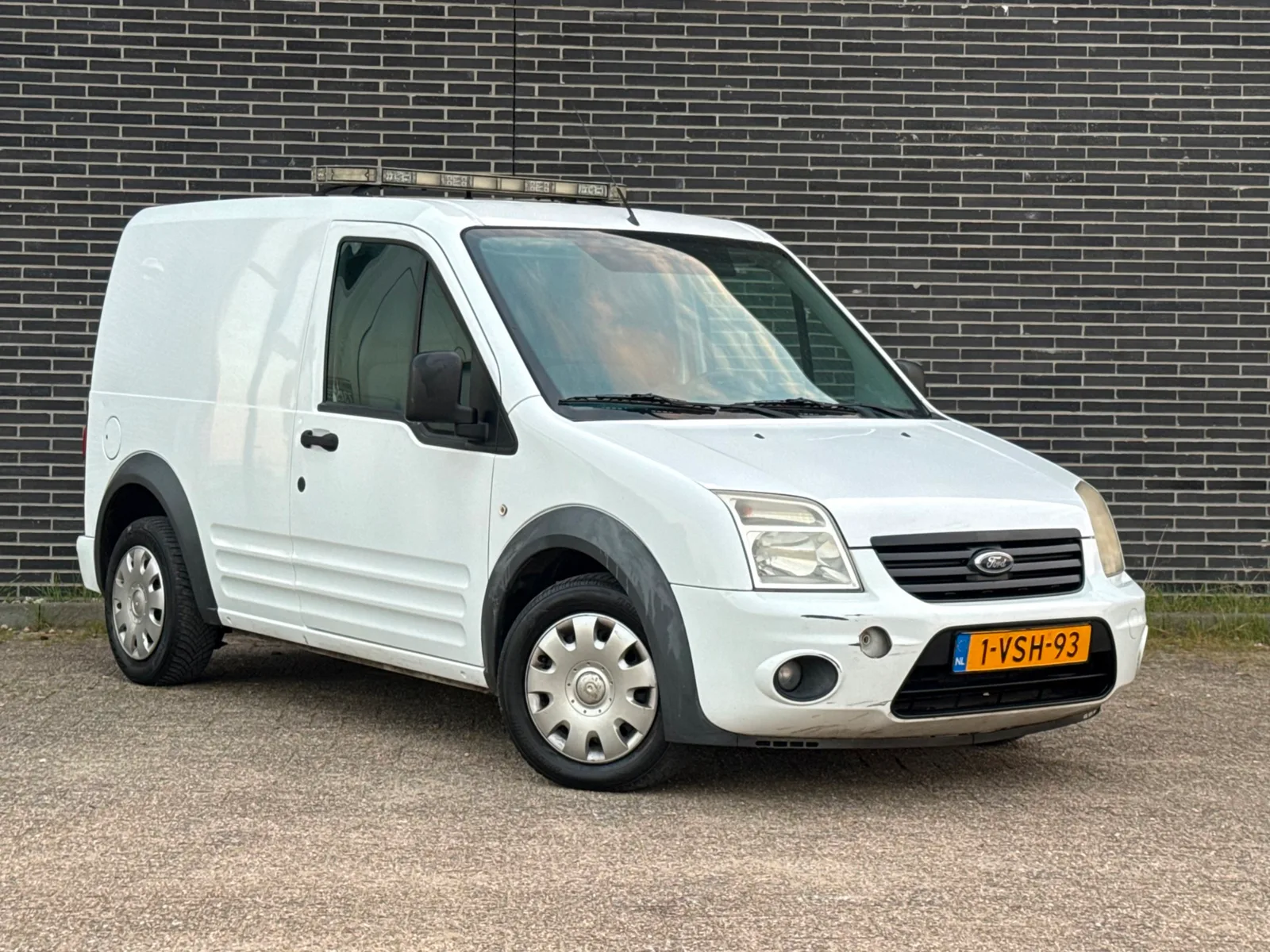 Ford Transit Connect (2011) — foto 1