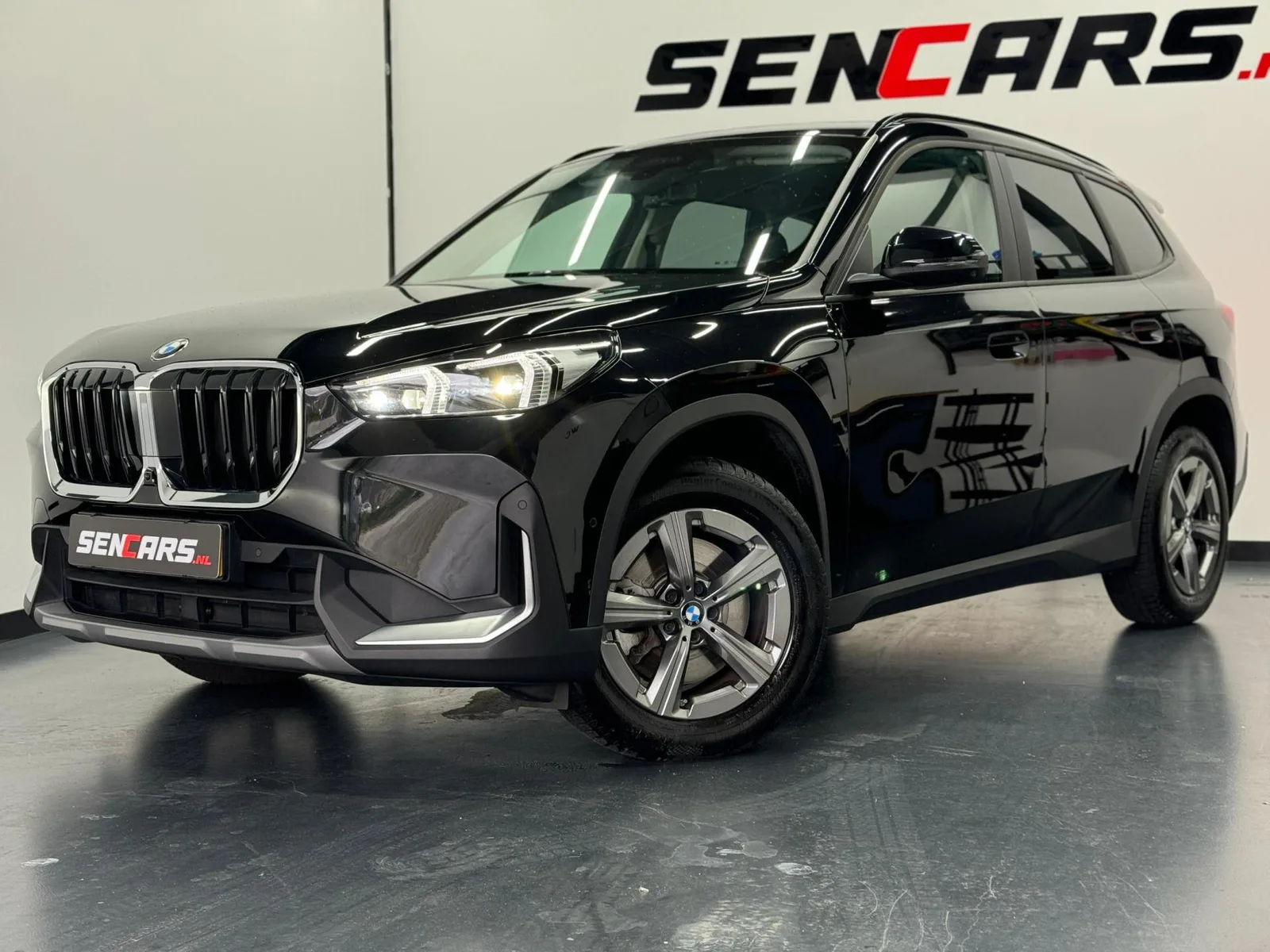BMW X1 (2023) — foto 1