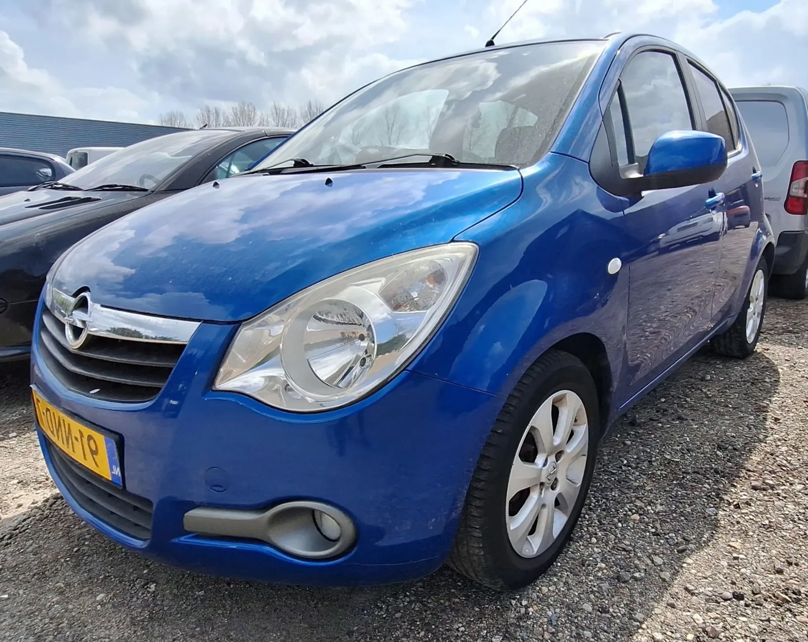 Opel Agila (2010) — foto 1