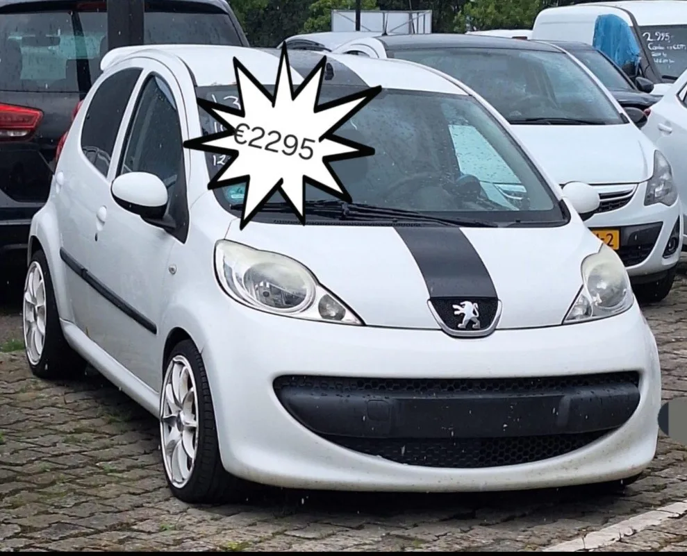 Peugeot 107 (2008) — foto 1