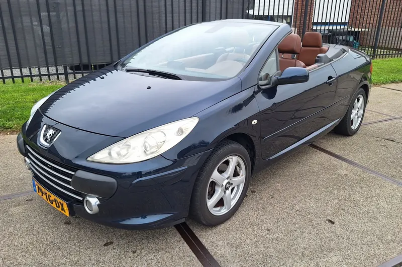 Peugeot 307 CC (2006)