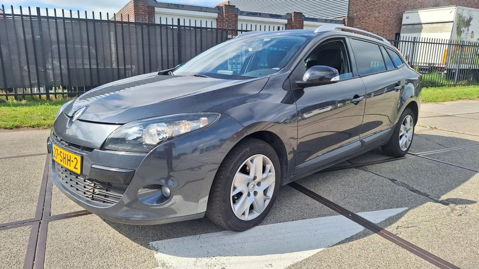 Renault Mégane (2011) — foto 1