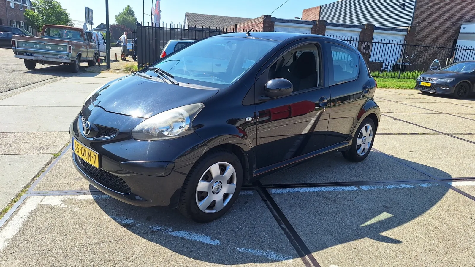 Toyota Aygo (2008) — foto 1