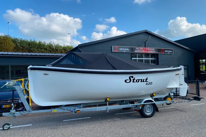 Stout 650 Sloep (2025)