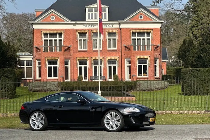 Jaguar XKR (2009)