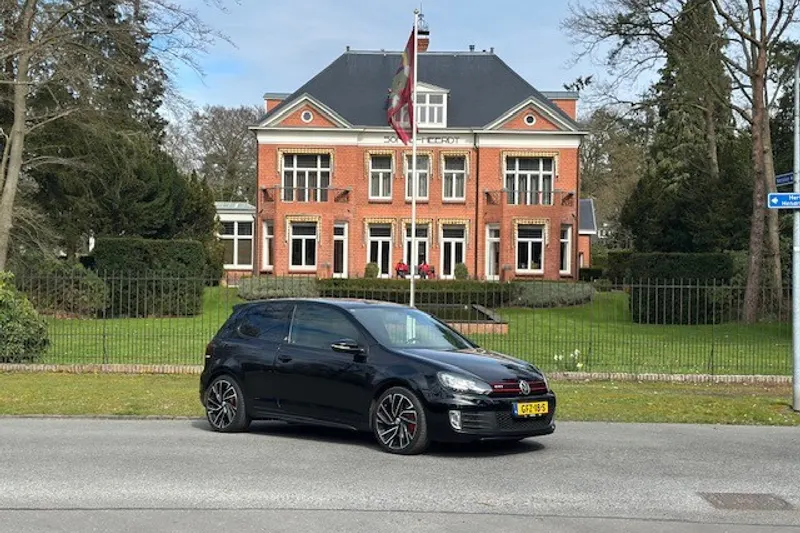 Volkswagen Golf (2012)