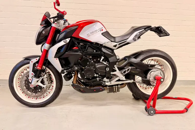 MV Agusta Dragster 800 (2017)