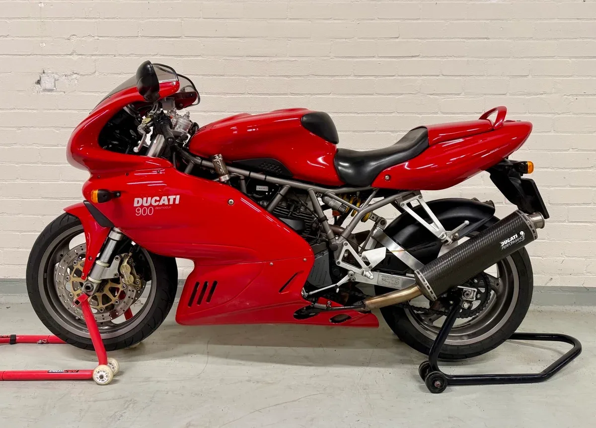 Ducati Supersport (2001) — foto 1